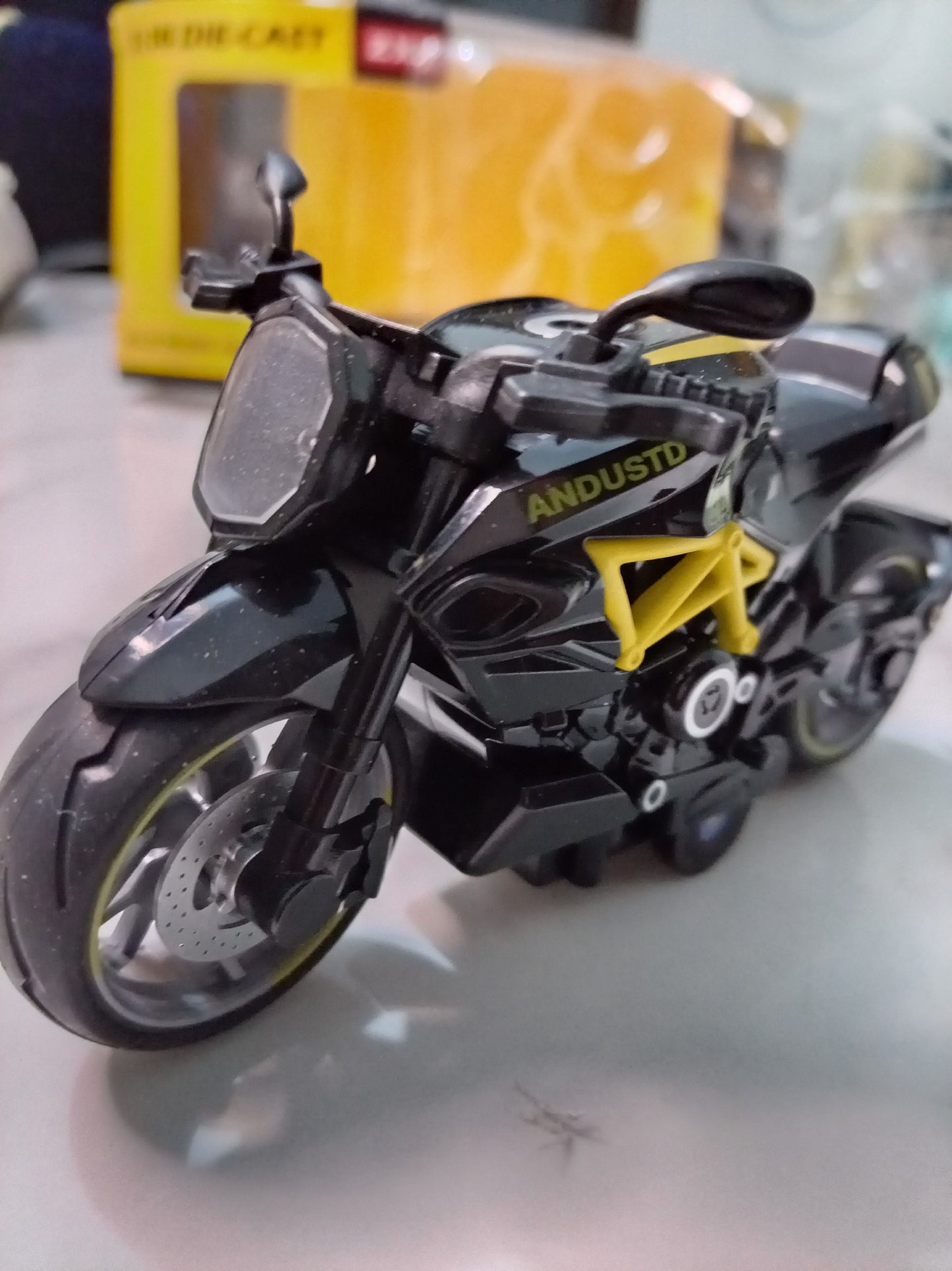 Die Cast Motorcycle Toy Pakistan
Pull Back Motorcycle Toy
Alloy Bike Toy
Bike lovers decoration 
